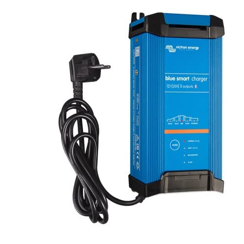 Blue Smart IP22 Charger 12/15(3) 230V AU/NZ