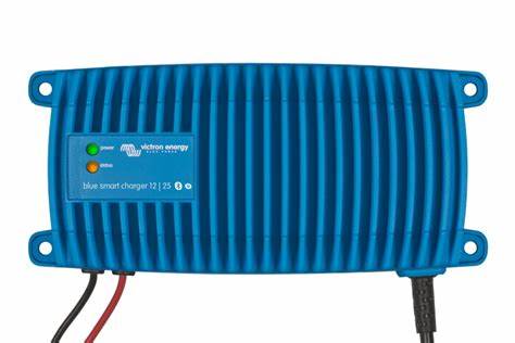 Blue Smart IP67 Charger 24/12(1+si) 230V CEE 7/7