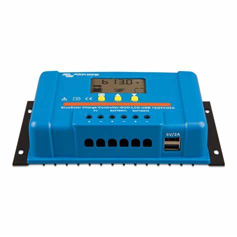 BlueSolar PWM-LCD&USB 12/24V-30A